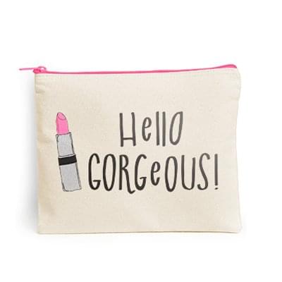 11" x 8.75" Canvas Cosmetic Bag - Custom Zipper Color Questions & Answers