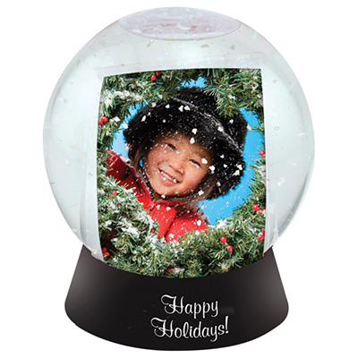 Can the snow globes be customized with an insert?